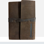 Premium Stammbuch Mark aus hochwertigem Pferdeleder in edler Antik-Optik, Frontalansicht