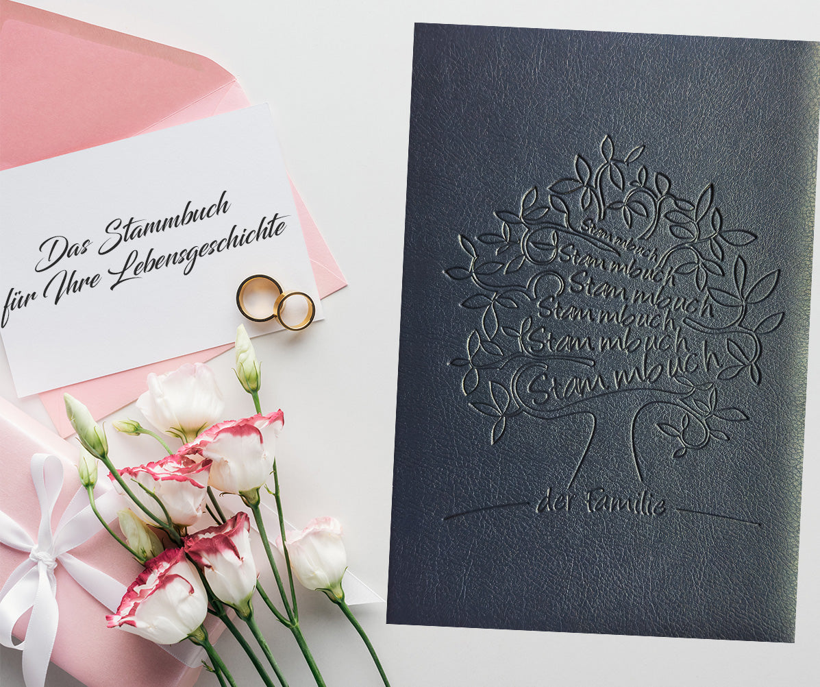 Nachhaltiges Stammbuch Otfried aus biologisch abbaubarem Apfelleder in Dunkelblau, mit geprägtem Baum-Motiv und ressourcenschonender Blinkprägung, zusätzliche Informationen und das Familienstammbuch von Vorne